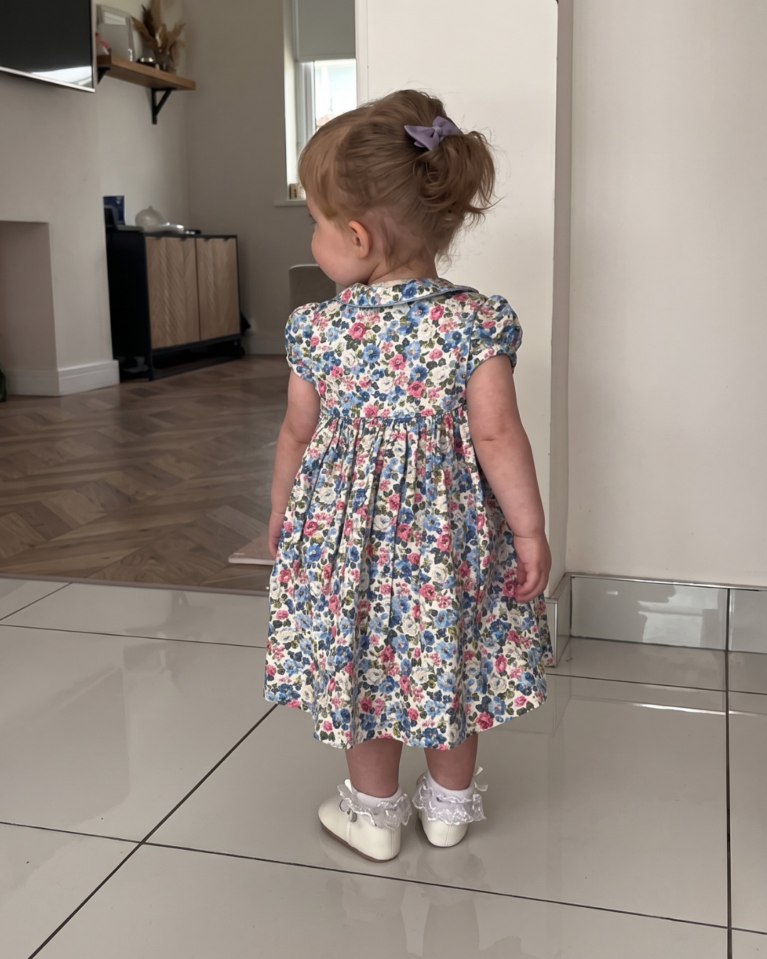 Ruhi – Ivory Floral Puff Sleeve Collared Dress